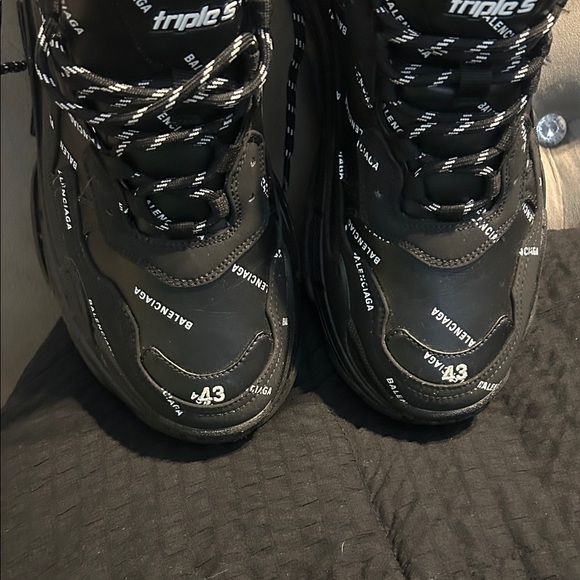 Balenciaga Black Chunky Sneakers - Picture 8 of 10